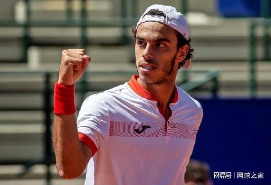 发挥堪称稳 发挥堪称稳